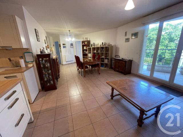 Appartement F3 à vendre - 3 pièces - 77.03 m2 - CLAYE SOUILLY - 77 - ILE-DE-FRANCE - Century 21 Avenir Immobilier